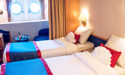 Ocean view Stateroom with Porthole